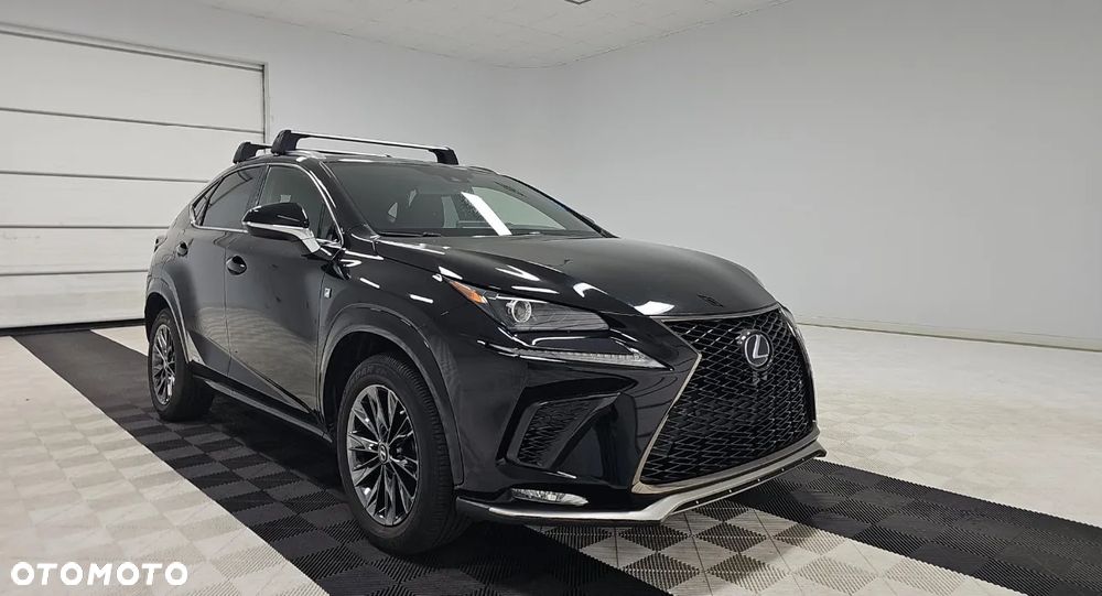 Lexus NX 300h E-FOUR F SPORT - 4