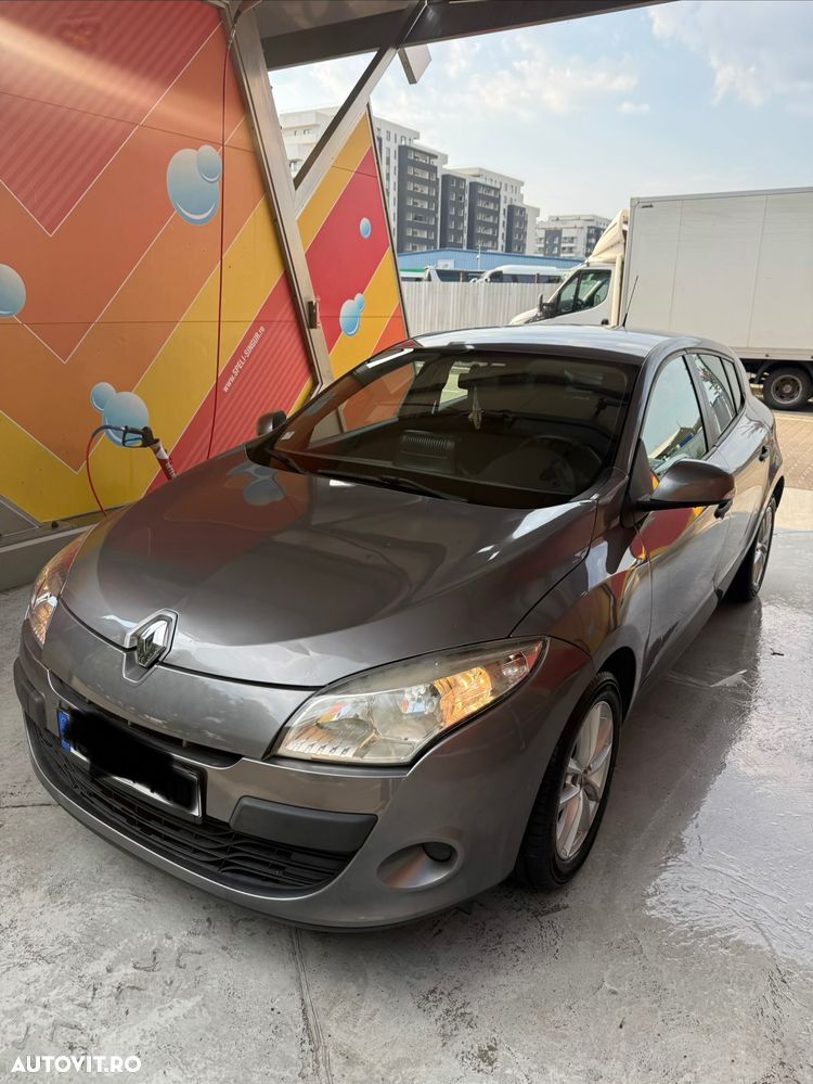RENAULT Megane 2011 — imagine 2
