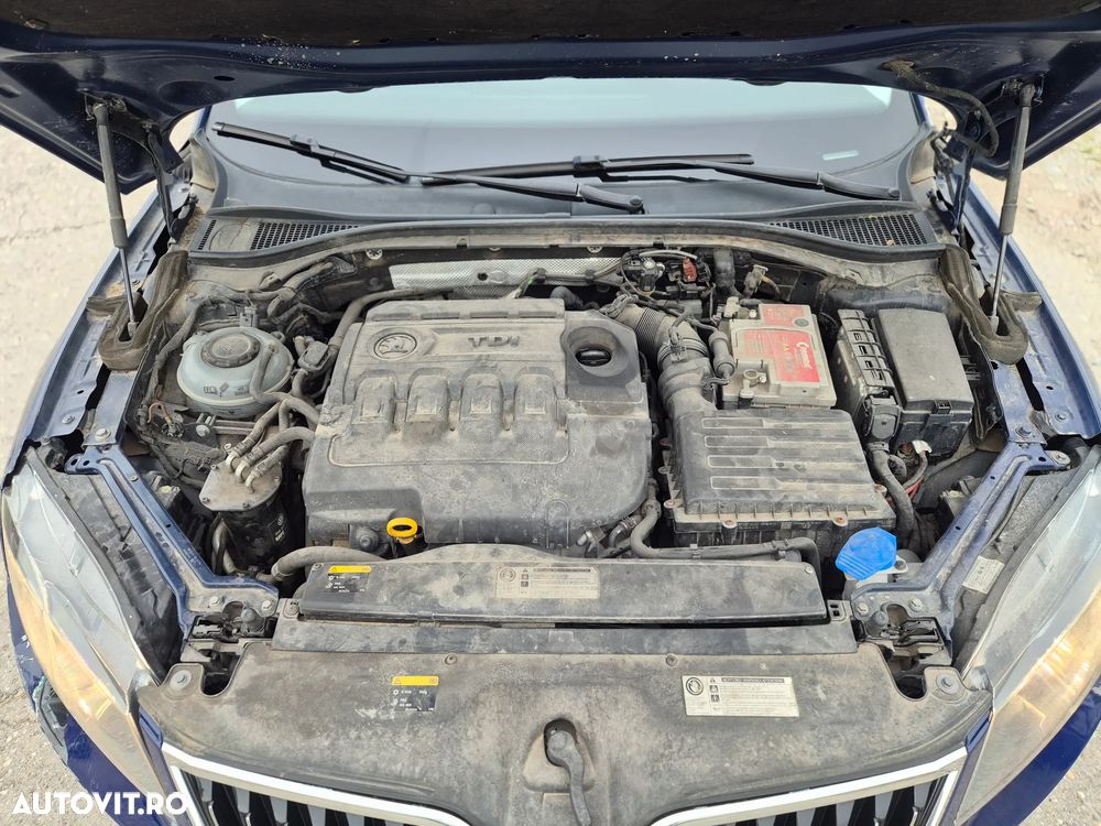Skoda Superb 2.0 TDI DSG Ambition - 15
