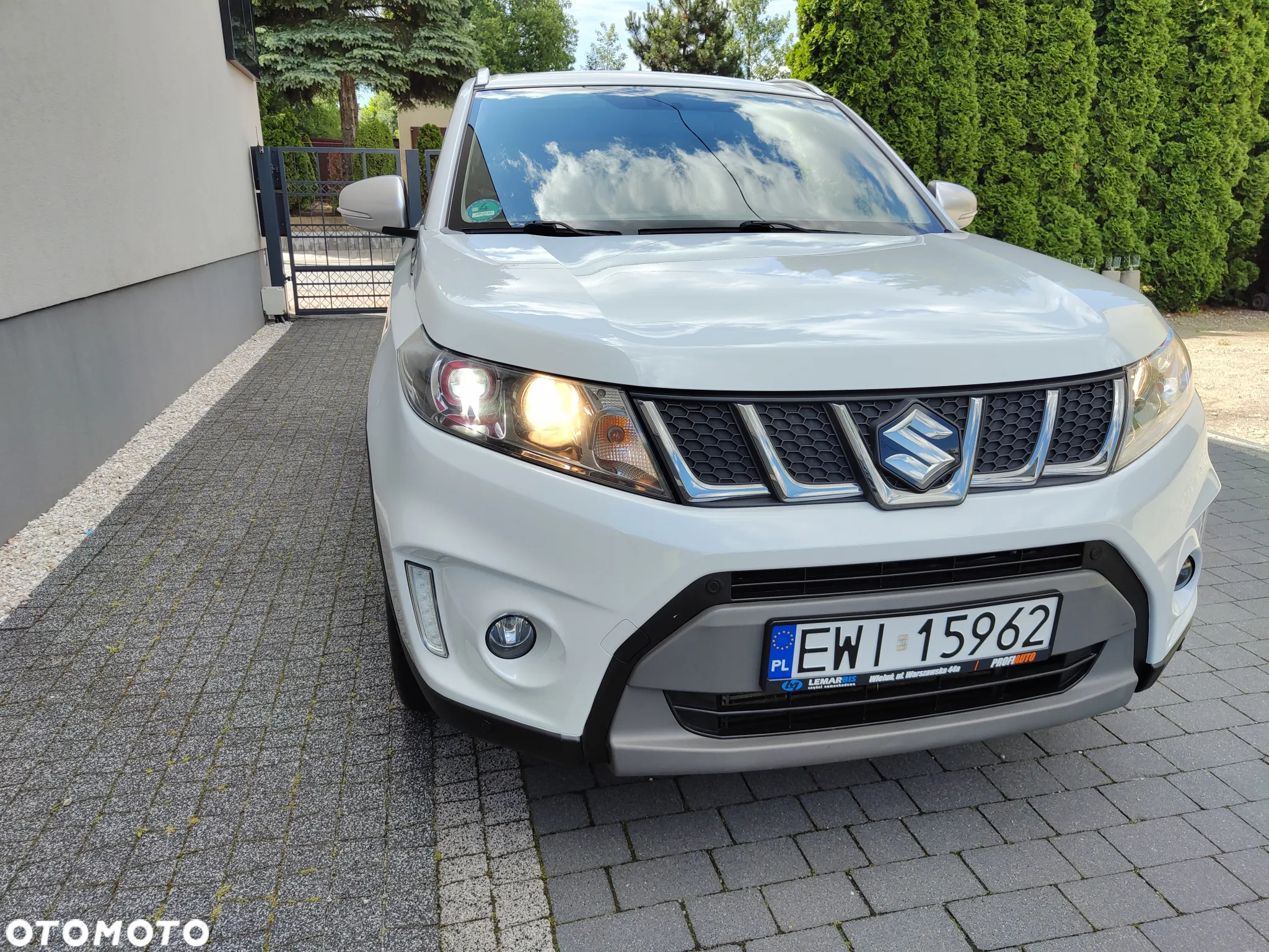 Suzuki Vitara 1.4 Boosterjet Allgrip S - 2