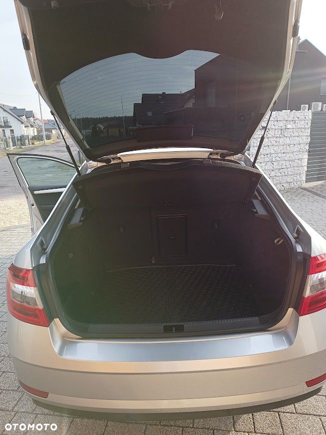 Skoda Octavia 1.5 TSI GPF ACT Ambition - 10