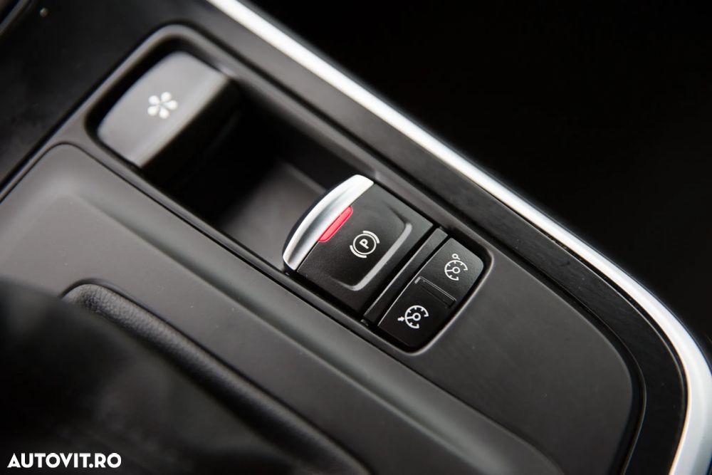 Renault Scenic ENERGY dCi 160 EDC BOSE EDITION - 29