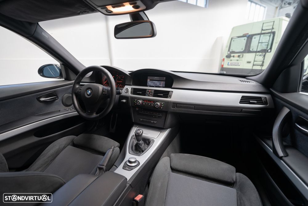 BMW 318 d - 2