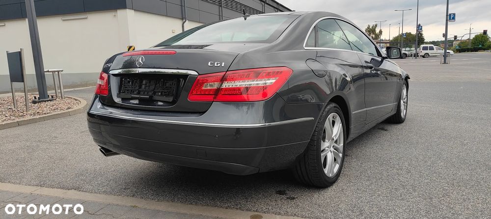 Mercedes-Benz Klasa E 250 CGI BlueEff - 14