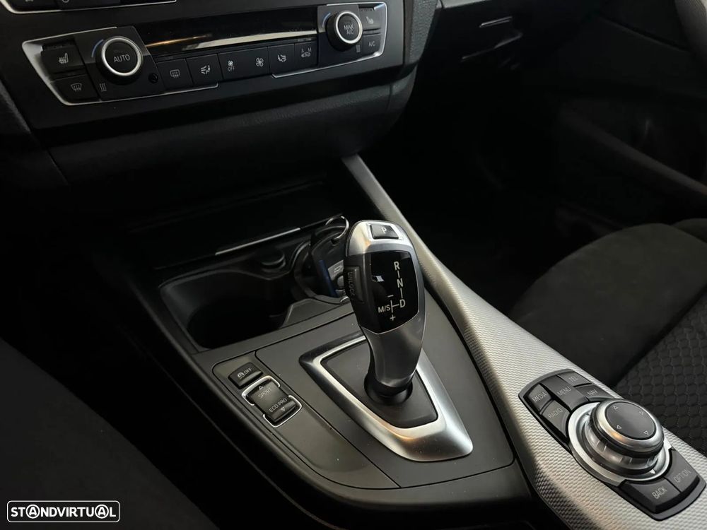 BMW 120 dA Pack M - 18