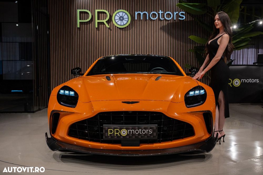 Aston Martin V8 Vantage - 31