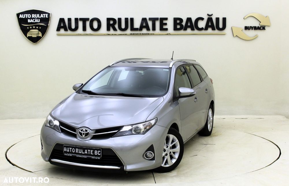 Toyota Auris - 2