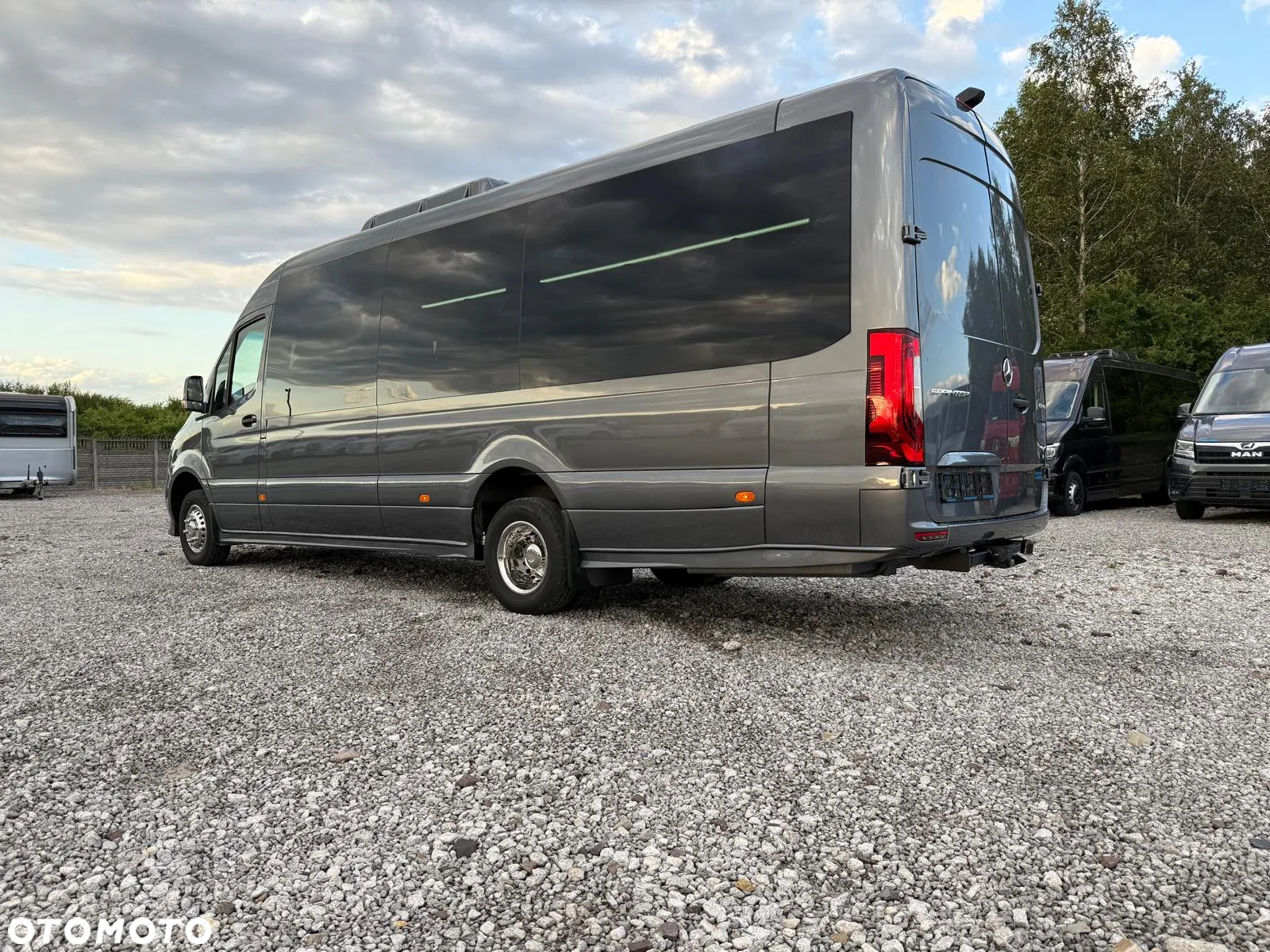 Mercedes-Benz Sprinter 519 - 8