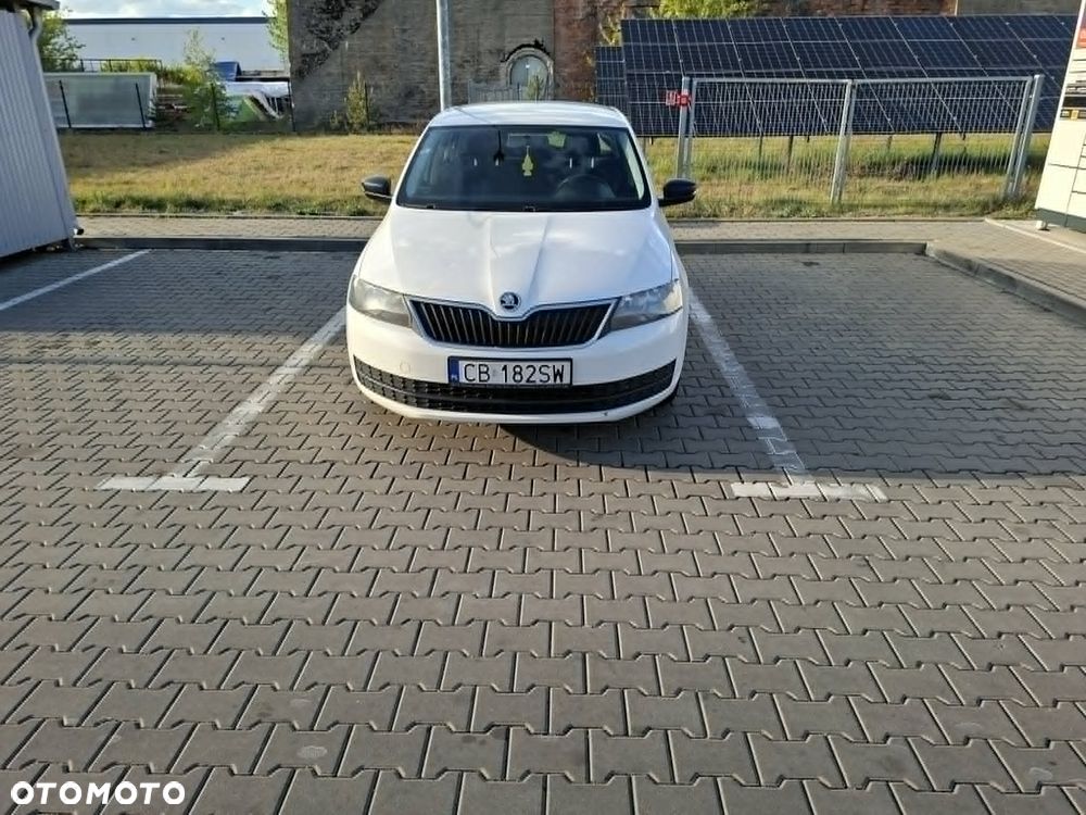 Skoda RAPID 1.2 TSI Edition - 7