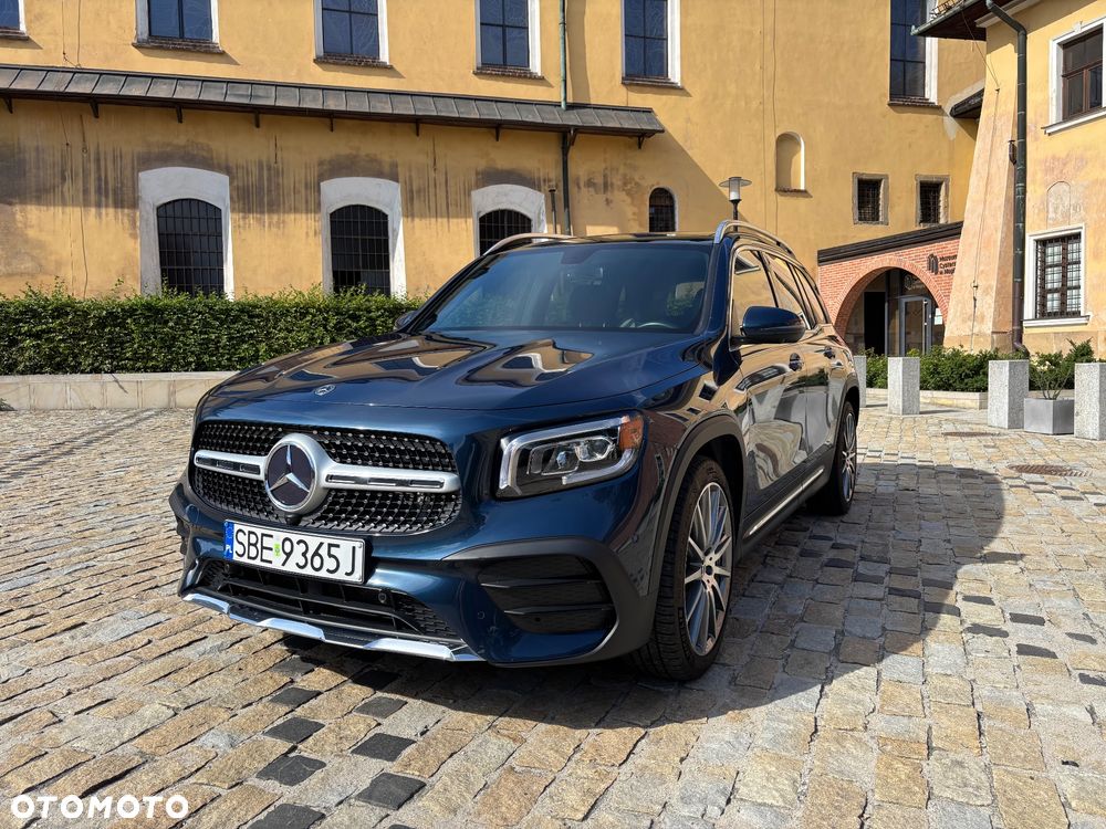 Mercedes-Benz GLB 250 8G-DCT AMG Line - 1