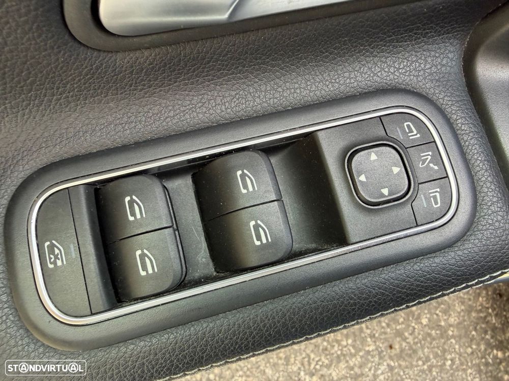 Mercedes-Benz A 180 7G-DCT Style - 28