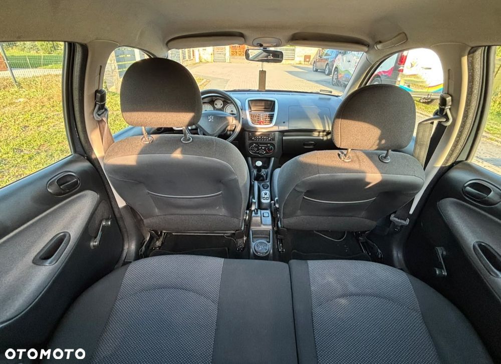 Peugeot 206 plus - 8
