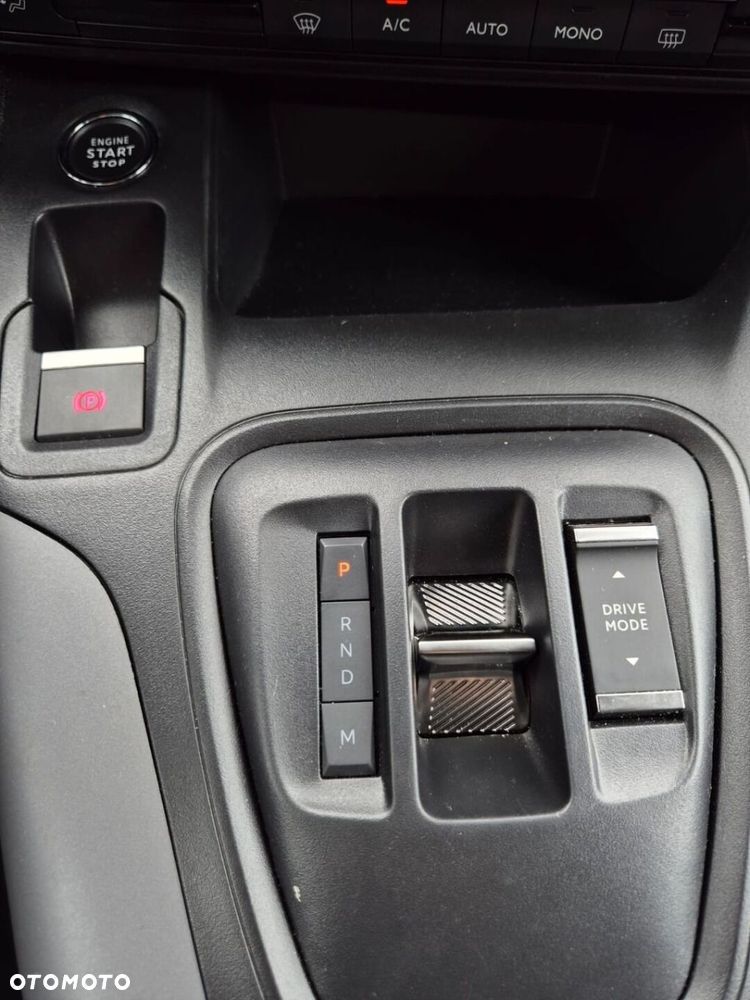 Toyota Proace City Verso Long 1.5 D-4D Family - 23