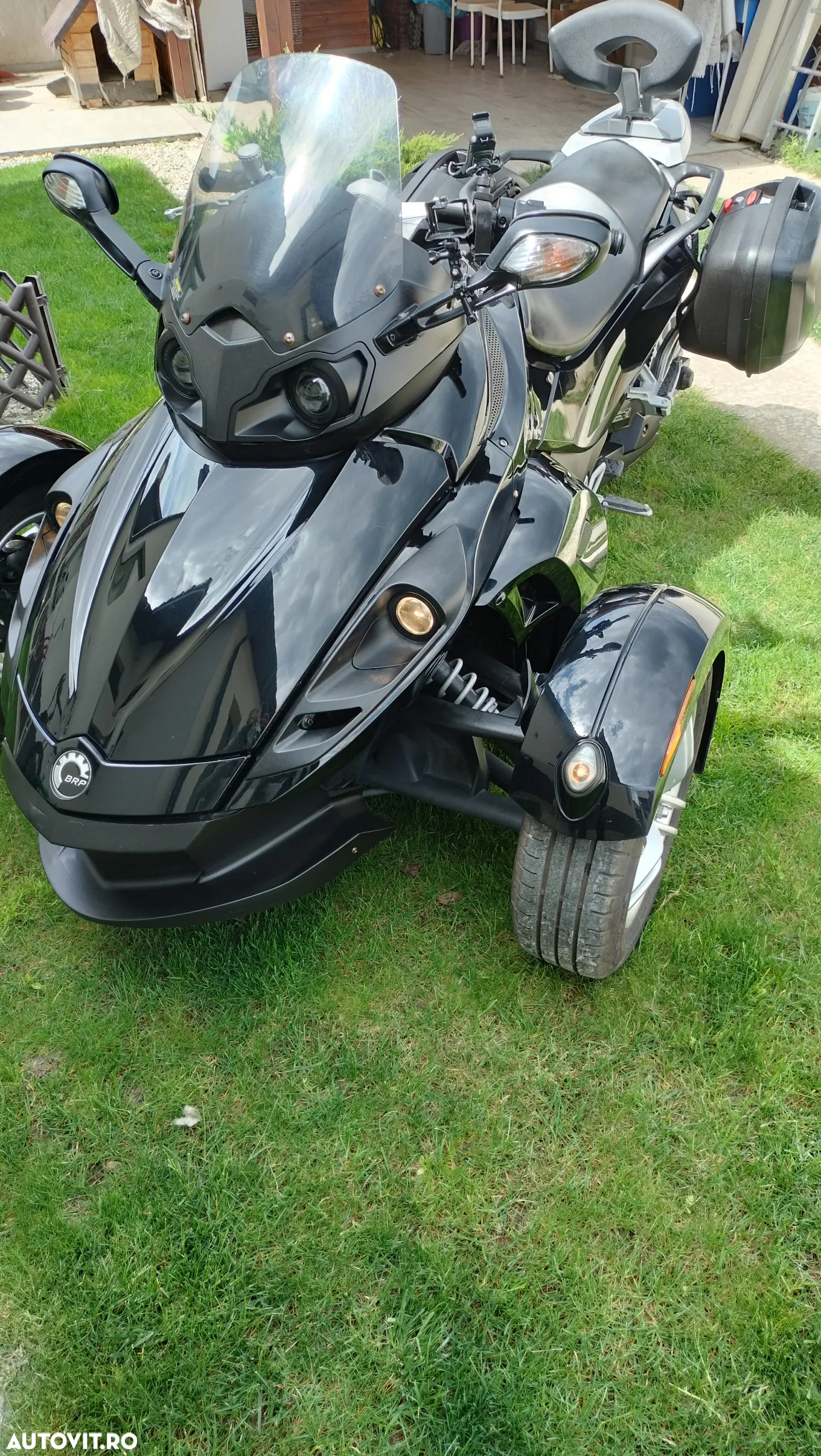 Can-Am Spyder - 9