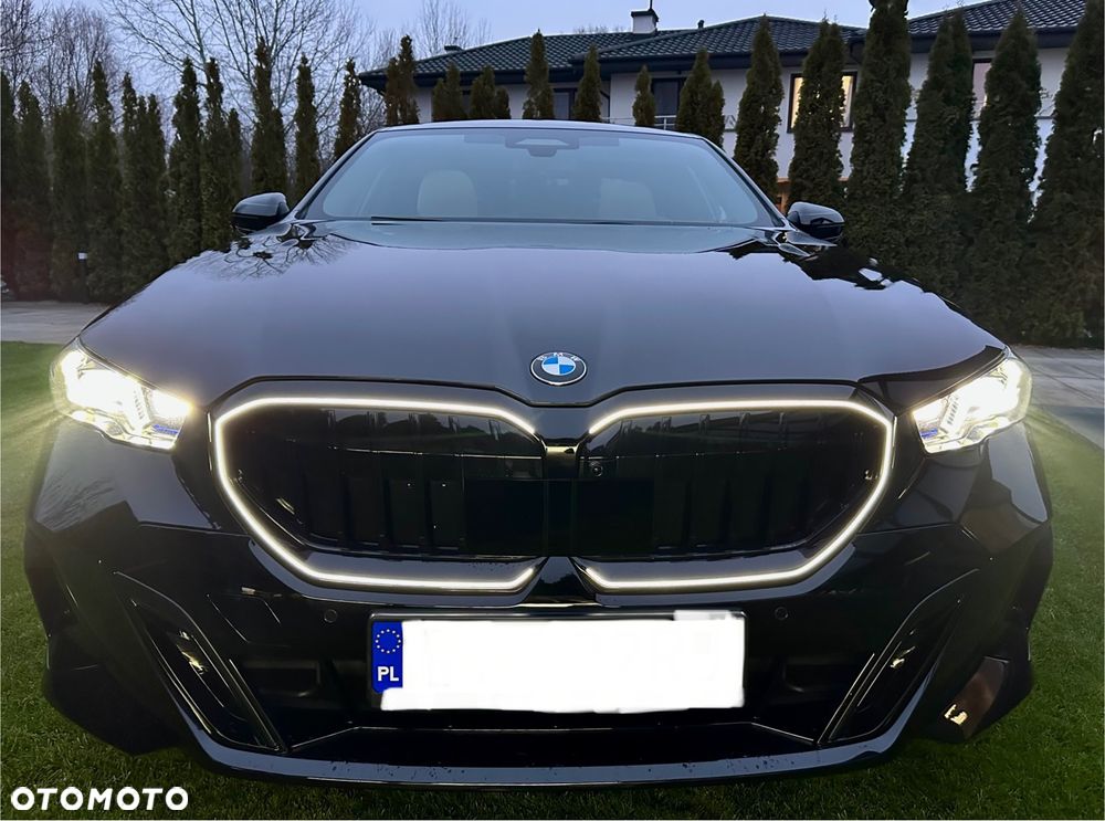 BMW Seria 5 - 38