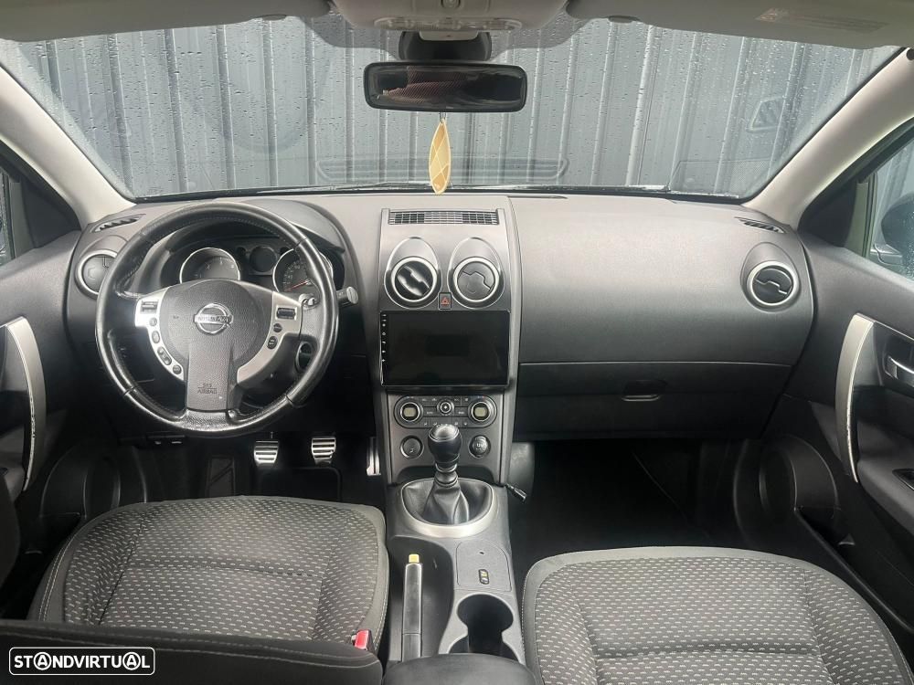 Nissan Qashqai +2 - 10