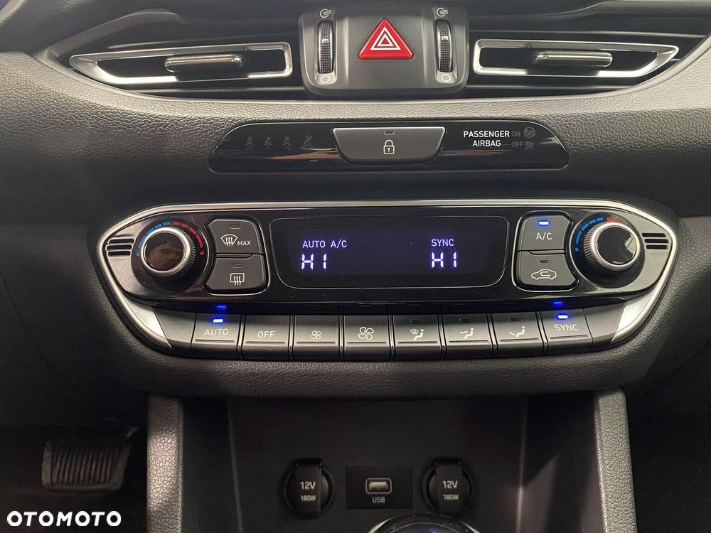 Hyundai i30 1.5 T-GDI 48V Smart DCT - 21