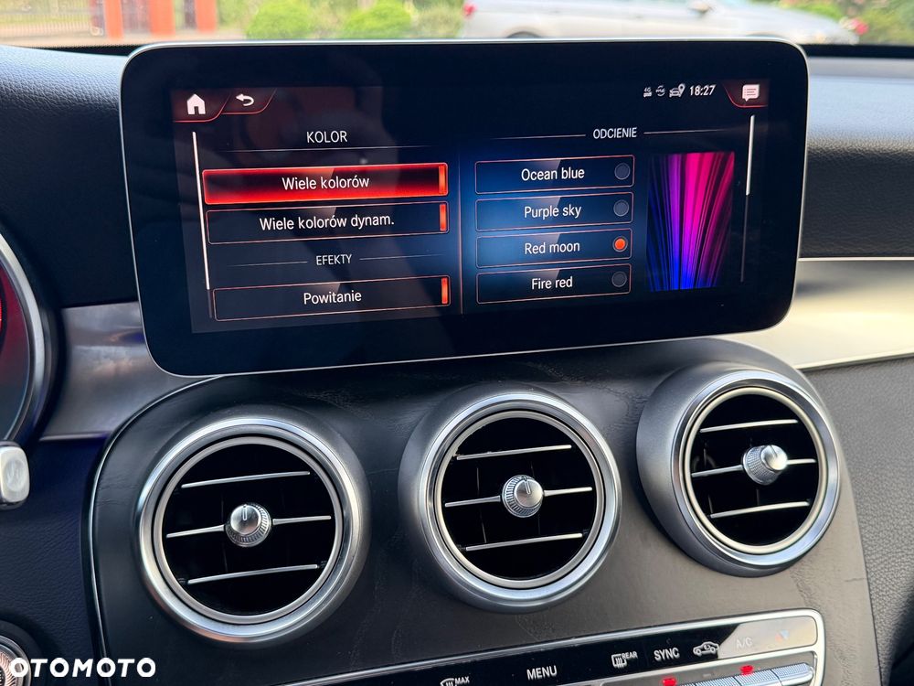 Mercedes-Benz GLC - 38