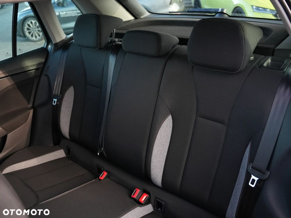 Skoda Kamiq 1.0 TSI Edition 130 DSG - 37