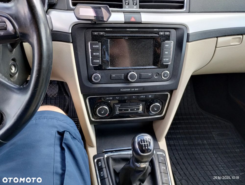 Skoda Superb 2.0 TDI Platinum - 16