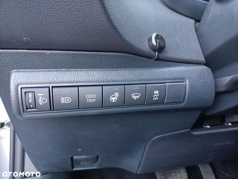 Toyota Corolla 1.8 Hybrid GR Sport Dynamic - 13