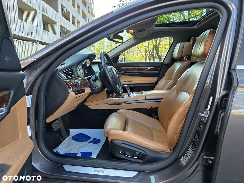 BMW Seria 7 730d xDrive - 4