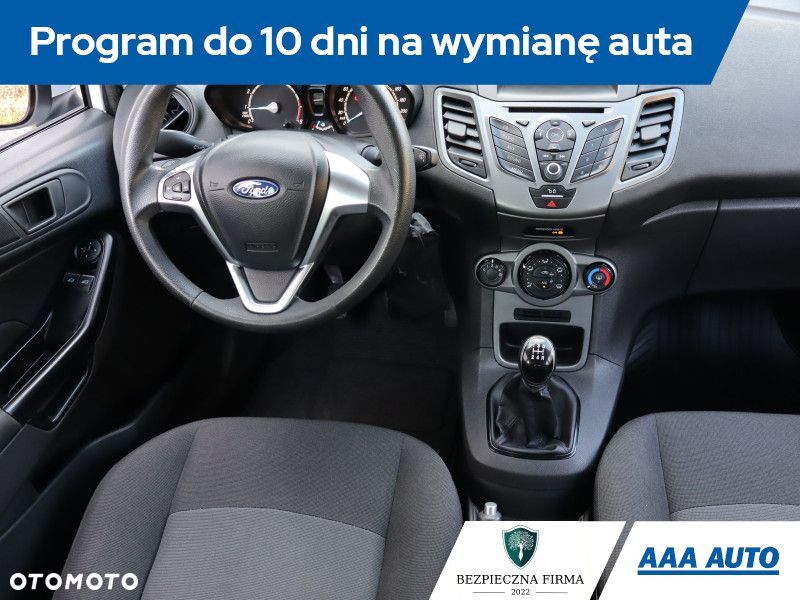 Ford Fiesta - 8