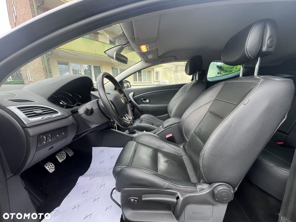 Renault Megane TCe 220 Start & Stop GTline 220 - 3