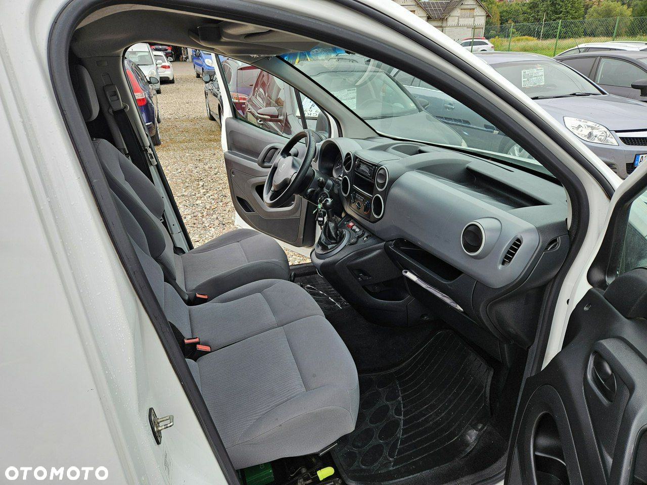 Peugeot Partner - 9