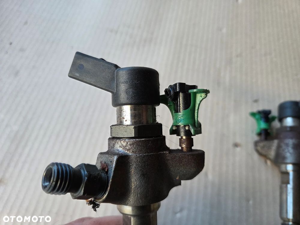 Wtryskiwacz wtryski wtrysk 1.6 E HDI Peugeot Citroen - 3