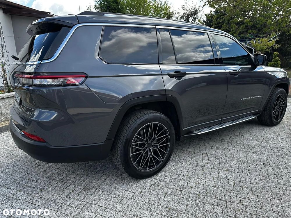 Jeep Grand Cherokee - 4
