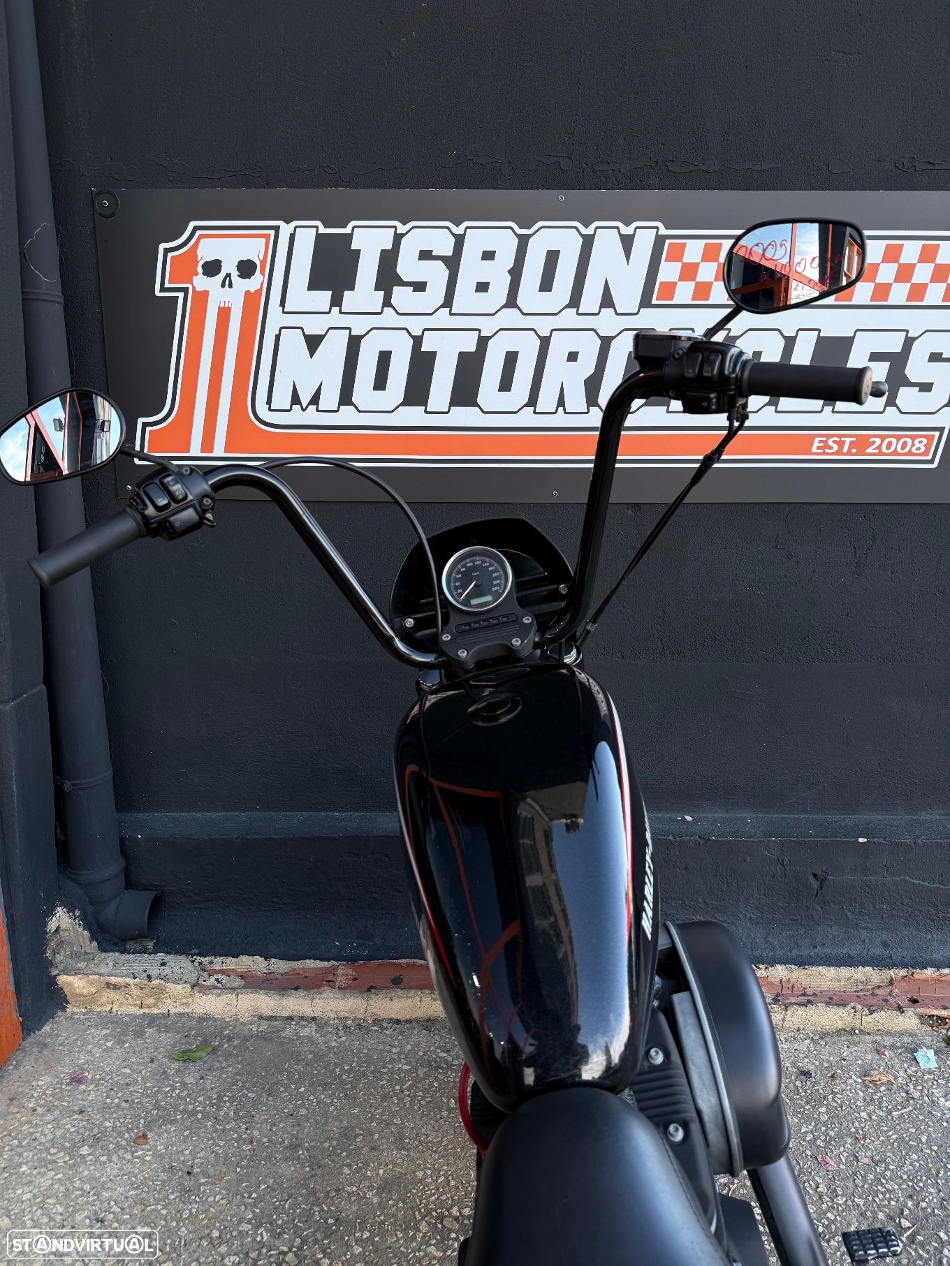 Harley-Davidson XL IRON - 10