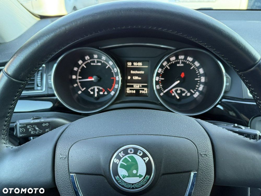 Skoda Superb 2.0 TDI Active - 10