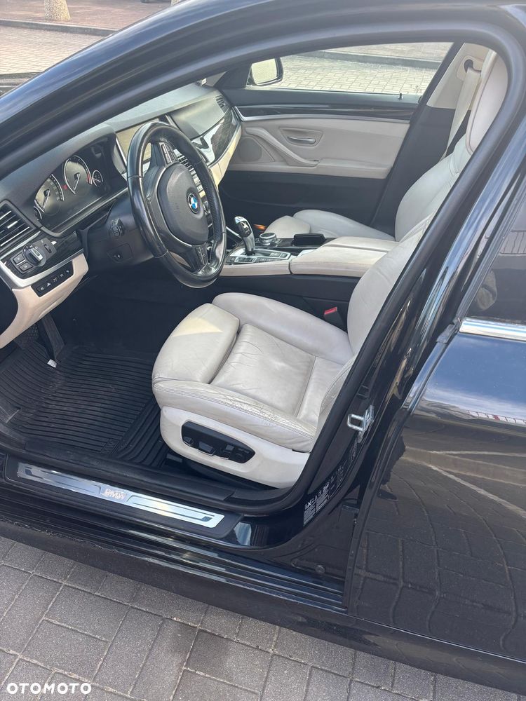 BMW Seria 5 530d xDrive Luxury Line - 8