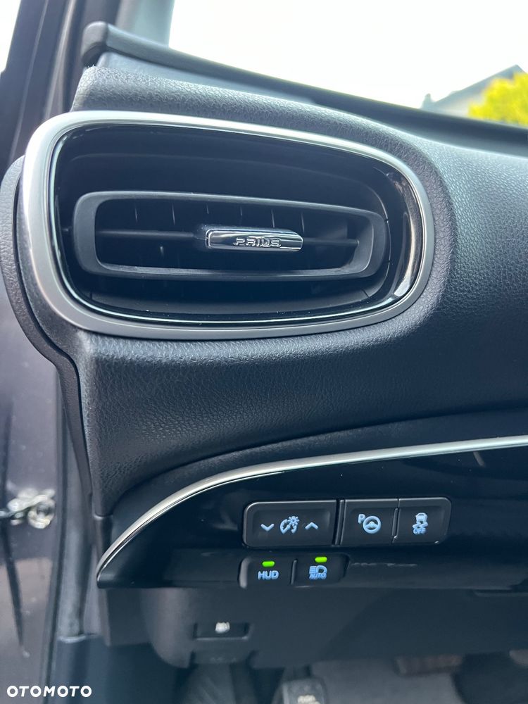 Toyota Prius 1.8 Hybrid Executive - 35