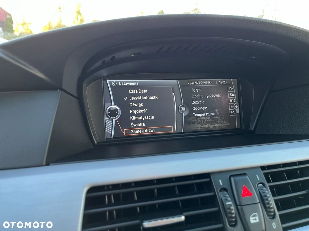 BMW Seria 5 535d - 23