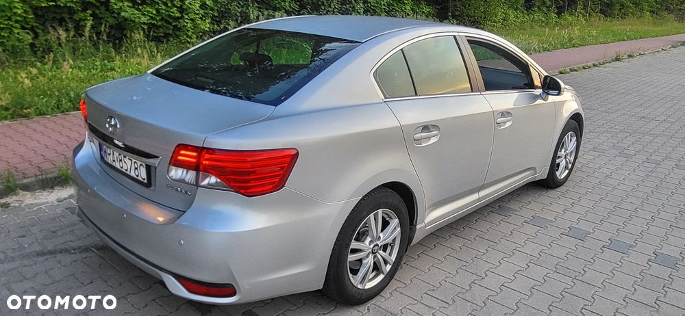 Toyota Avensis 1.8 Active - 4