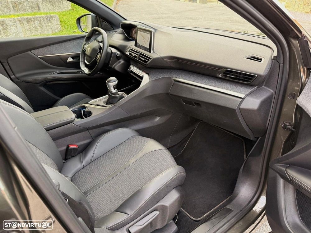 Peugeot 3008 1.5 BlueHDi GT Line - 31