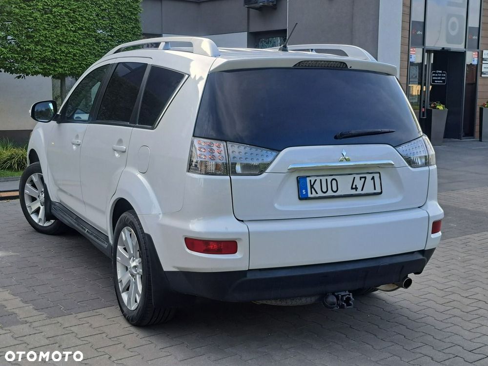 Mitsubishi Outlander - 7