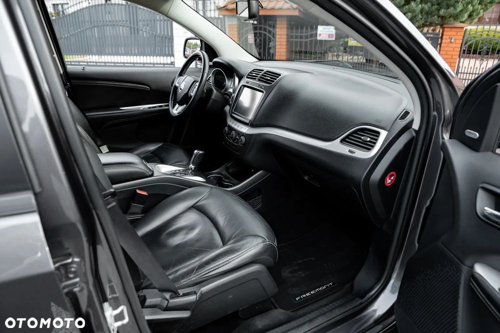 Fiat Freemont 2.0 Multijet Black Code AWD - 26
