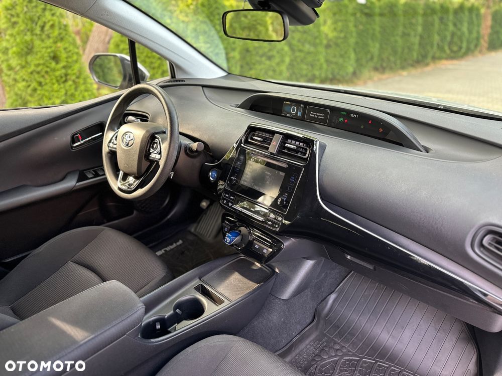 Toyota Prius 1.8 Hybrid Active - 18