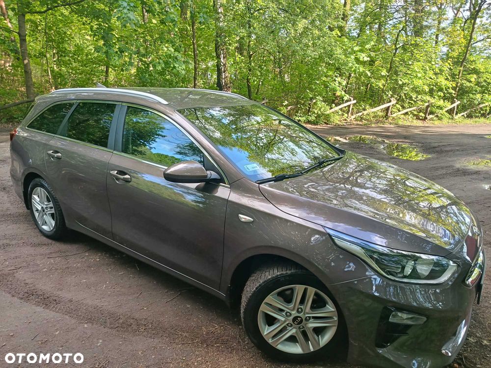 Kia Ceed - 1