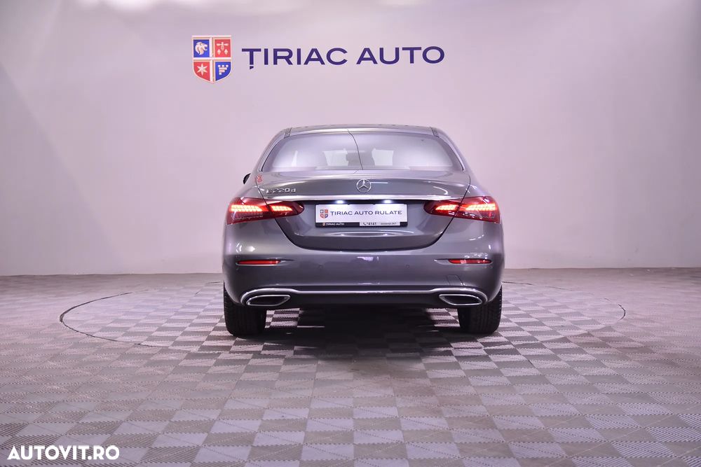 Mercedes-Benz E 220 d Aut. - 4