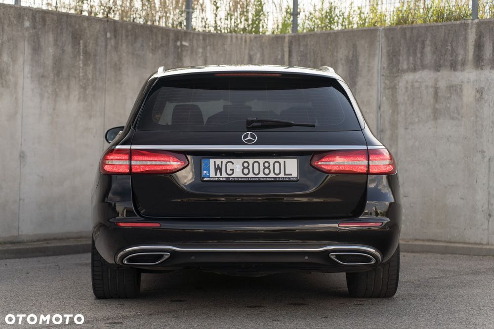 Mercedes-Benz Klasa E 220 d T 9G-TRONIC Avantgarde - 5