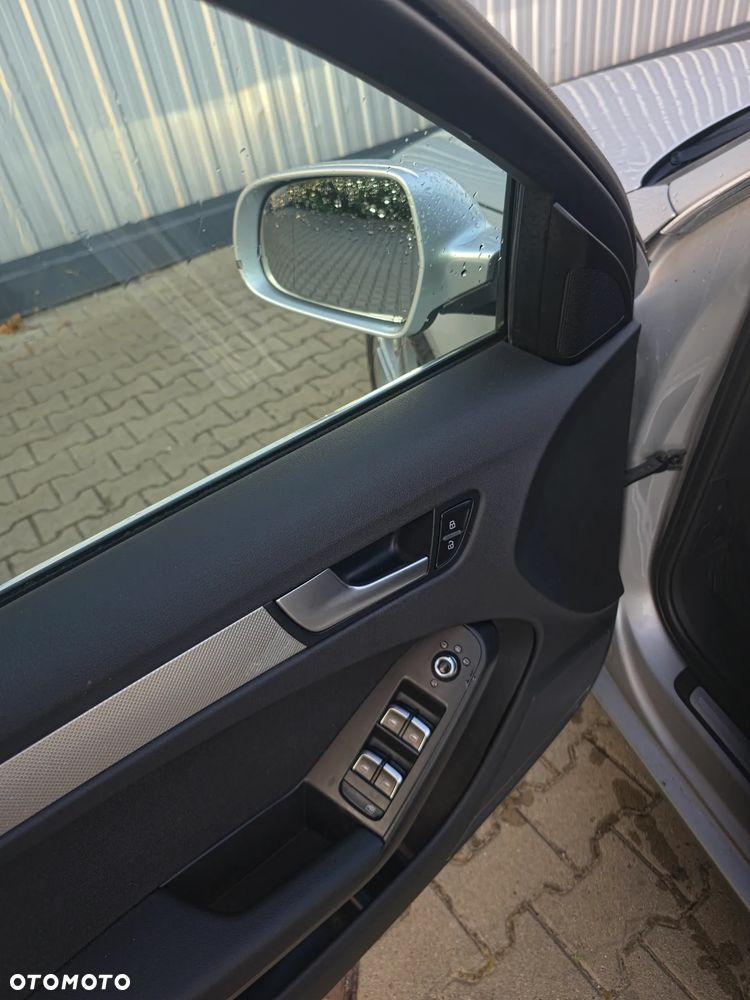 Audi A4 Avant - 19