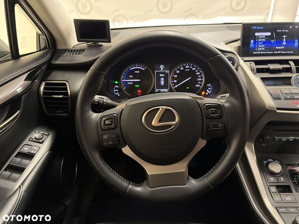 Lexus NX 300h Elite AWD - 12