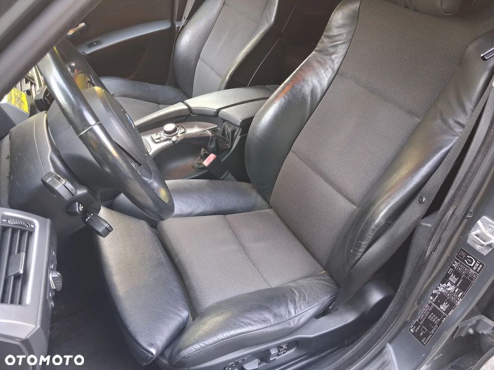 BMW Seria 5 523i Edition Exclusive - 9