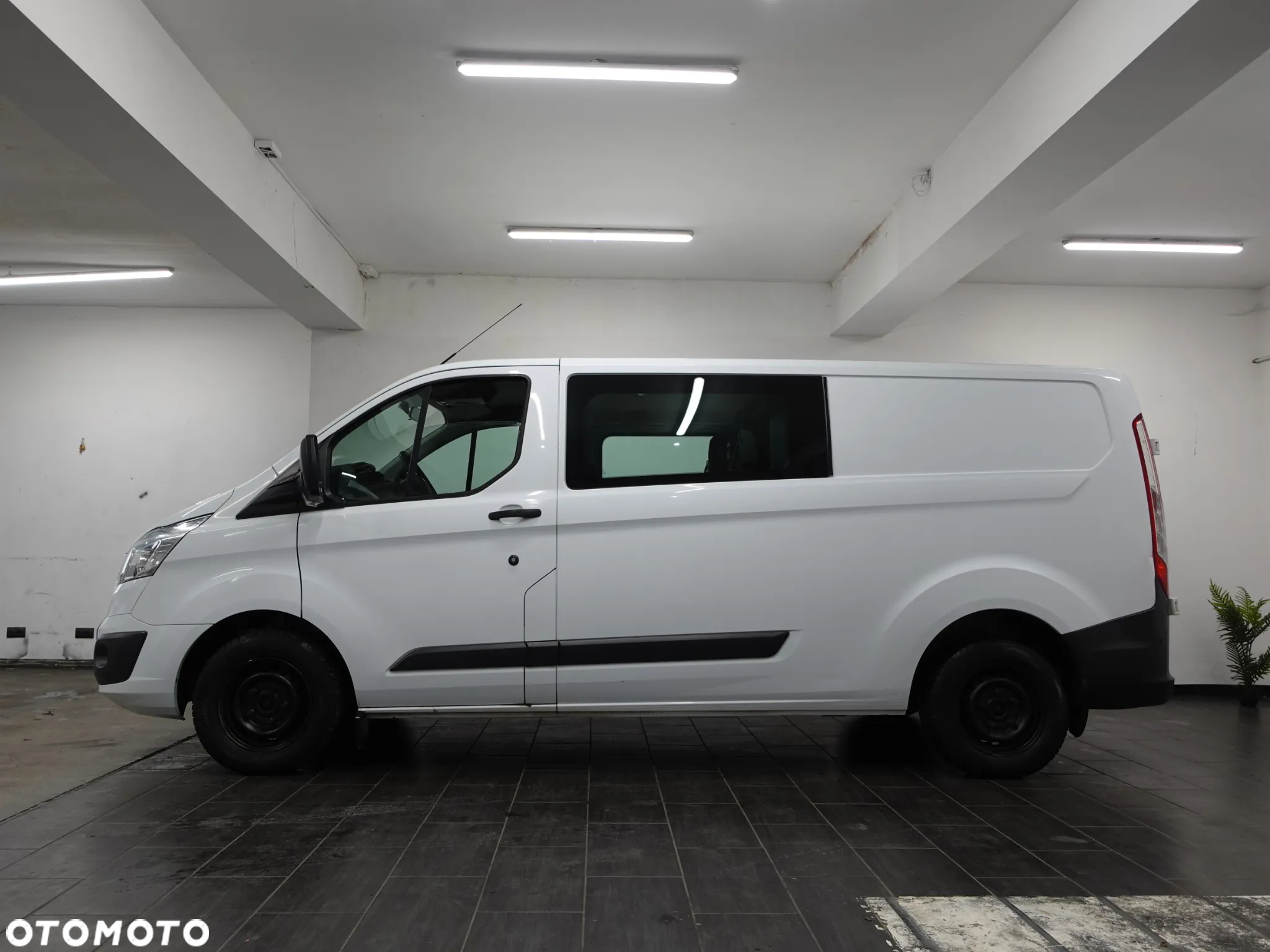 Ford Transit Custom - 5