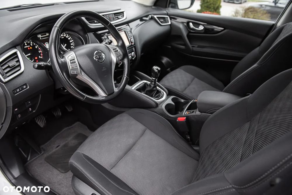 Nissan Qashqai - 15