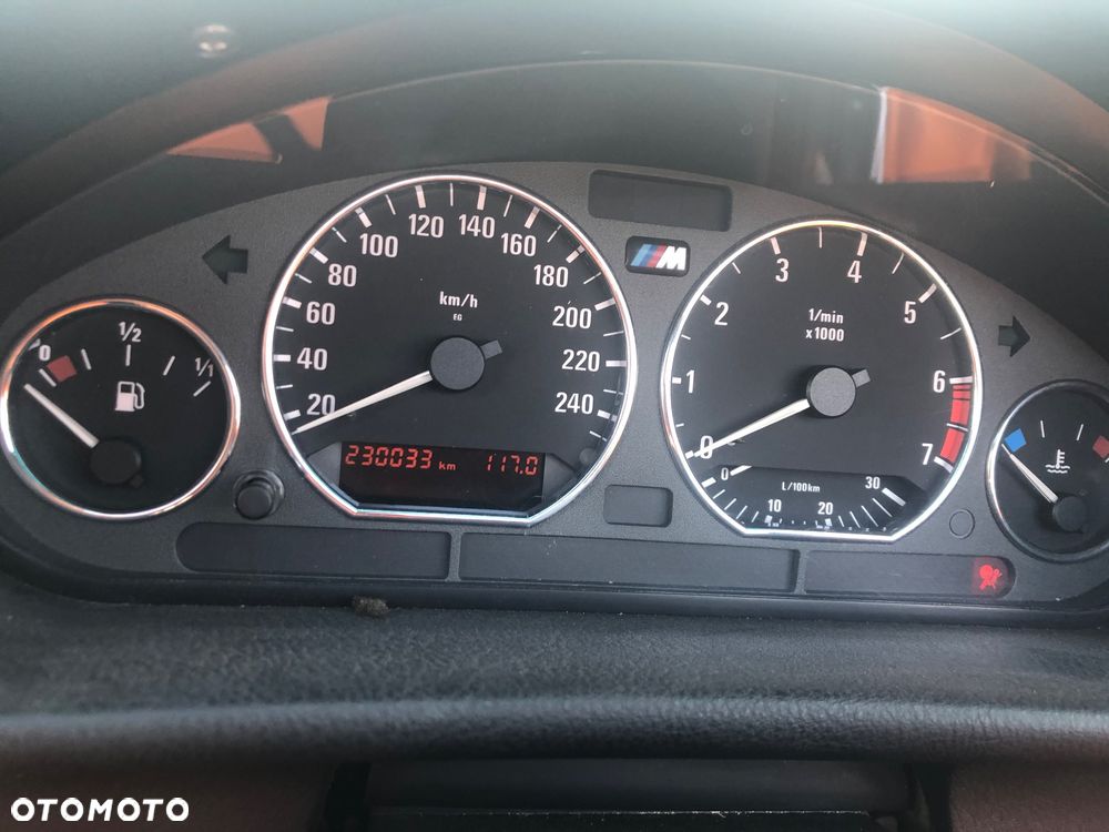 BMW Seria 3 318i - 7